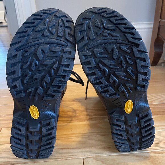 Ugg Men's Butte Waterproof Cold Weather Snow Boot - Size 7 - Picture 9 of 10